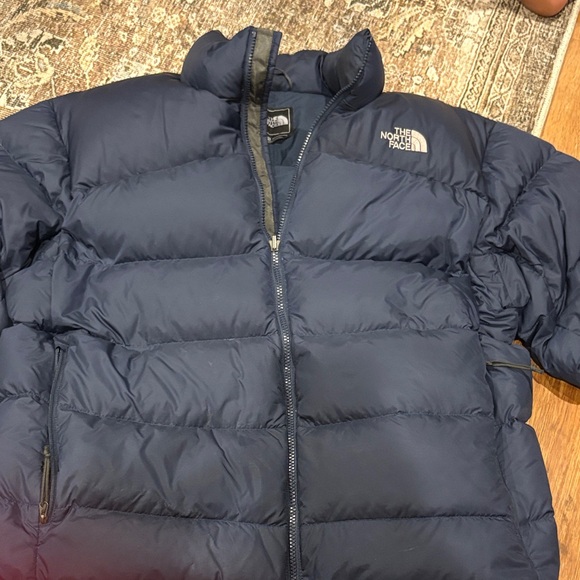 The North Face Men's Dark Blue Puffer Jacket - Picture 1 of 3